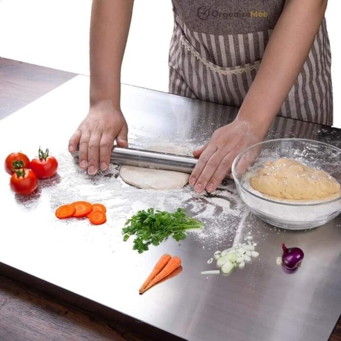 Stainless steel cutting board for kitchen," "Durable and hygienic metal chopping board," "Scratch-resistant cutting board for meat and vegetables," "Easy-to-clean stainless steel chopping surface," "Food-grade steel cutting board for home and professional use